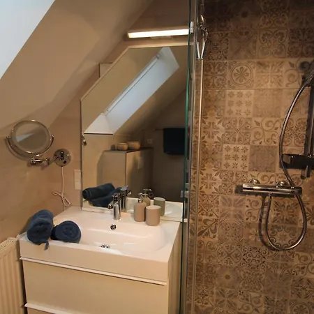 Blumeninsel * 호루메르질