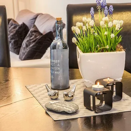 Blumeninsel דירה *