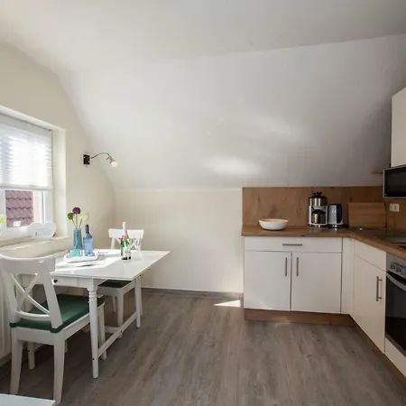 Blumeninsel Apartment Horumersiel