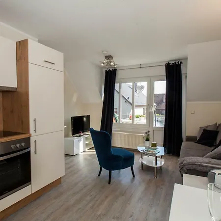 아파트 Blumeninsel 호루메르질